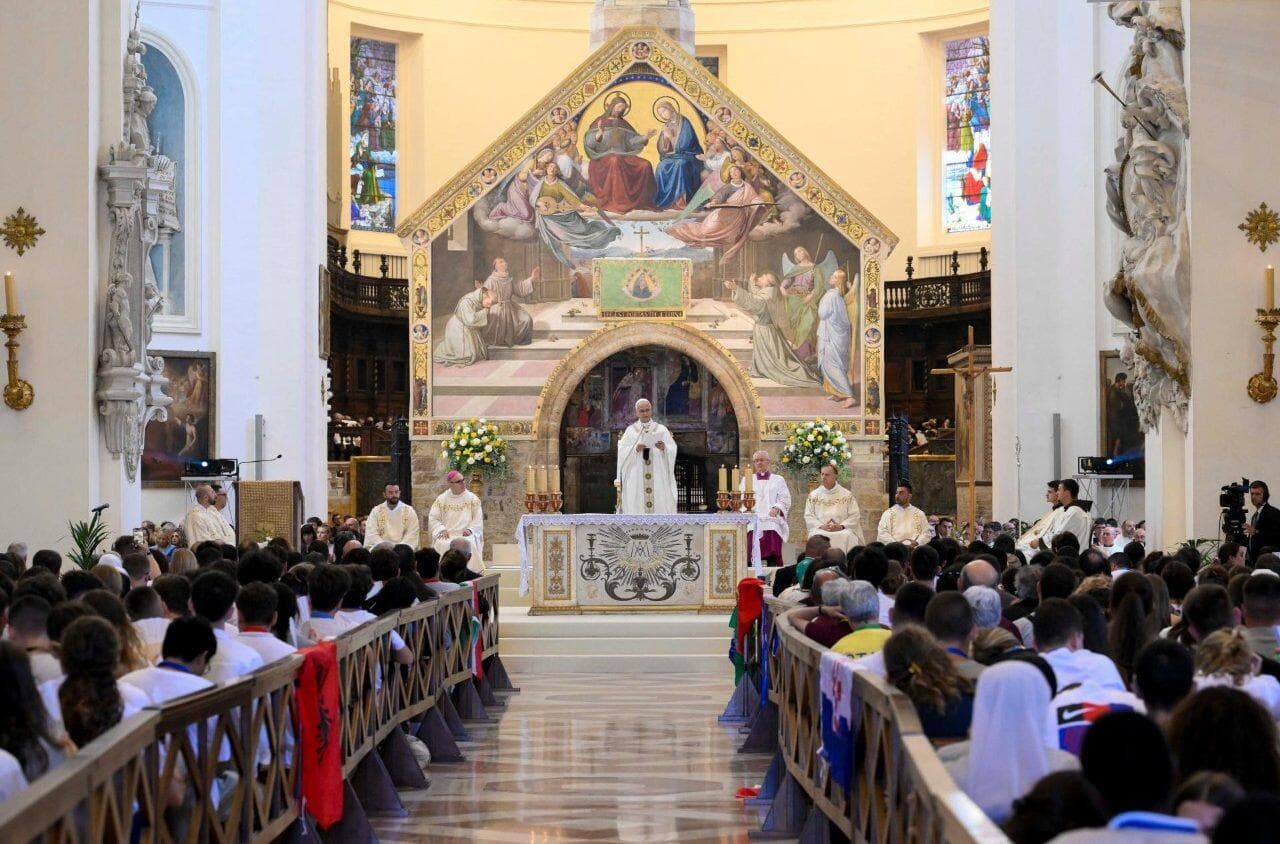 Lev XIV. zavítá do Assisi na mezinárodní setkání na podporu míru
